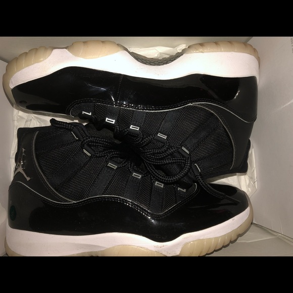 air jordan 11 retro size 9.5